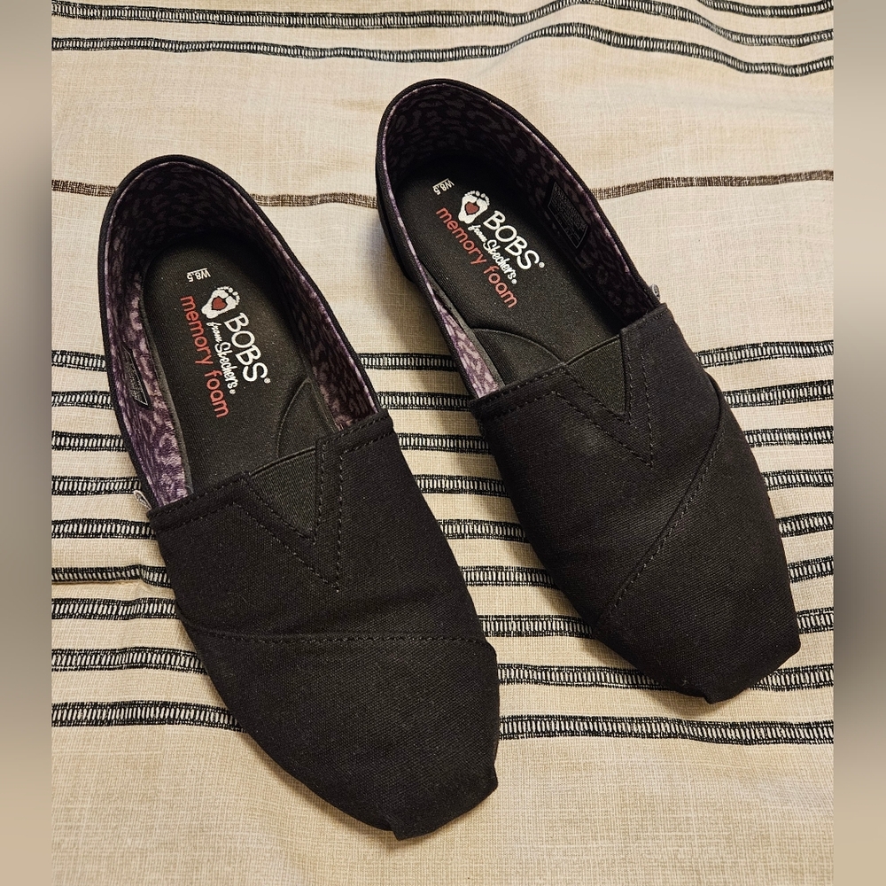 BOBS from Skechers Black Slip-On Shoes 8.5W